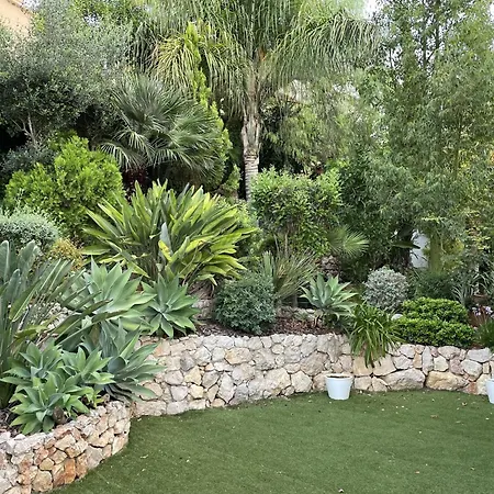 Entire With Pool, Ocean & Mountain Views Villa Sitges