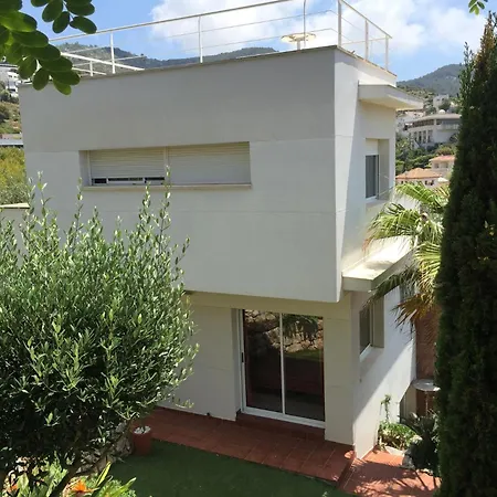 With Private Pool, Ocean & Mountain Views