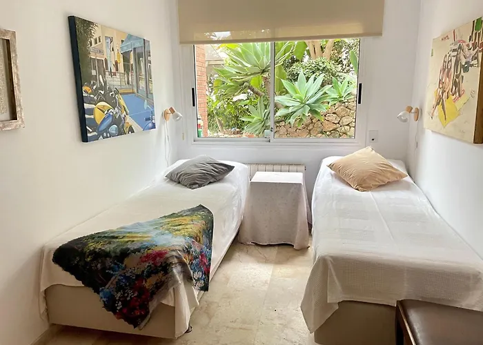 With Private Pool, Ocean & Mountain Views *