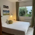 With Private Pool, Ocean & Mountain Views ヴィラ