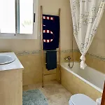 With Private Pool, Ocean & Mountain Views * シッチェス