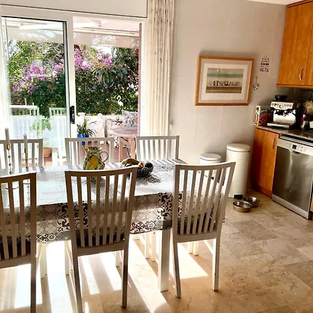 Entire With Pool Sea And Mountain Views Sitges