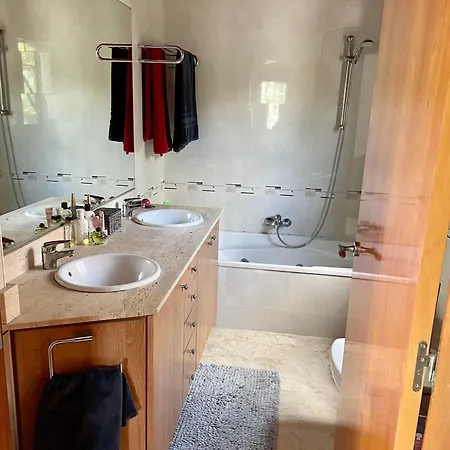 Βίλα With Private Pool, Ocean & Mountain Views
