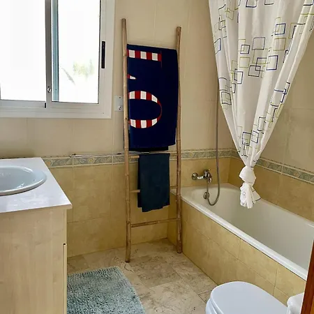 Entire With Pool Sea And Mountain Views * Sitges