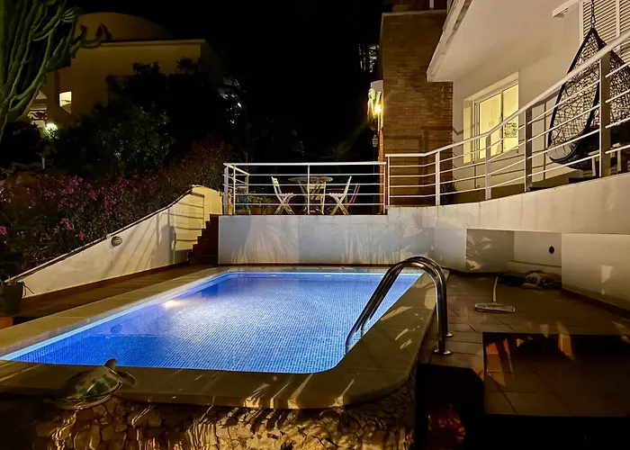 Вілла With Private Pool, Ocean & Mountain Views Сіджас