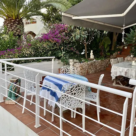 וילה Entire With Pool, Ocean & Mountain Views *